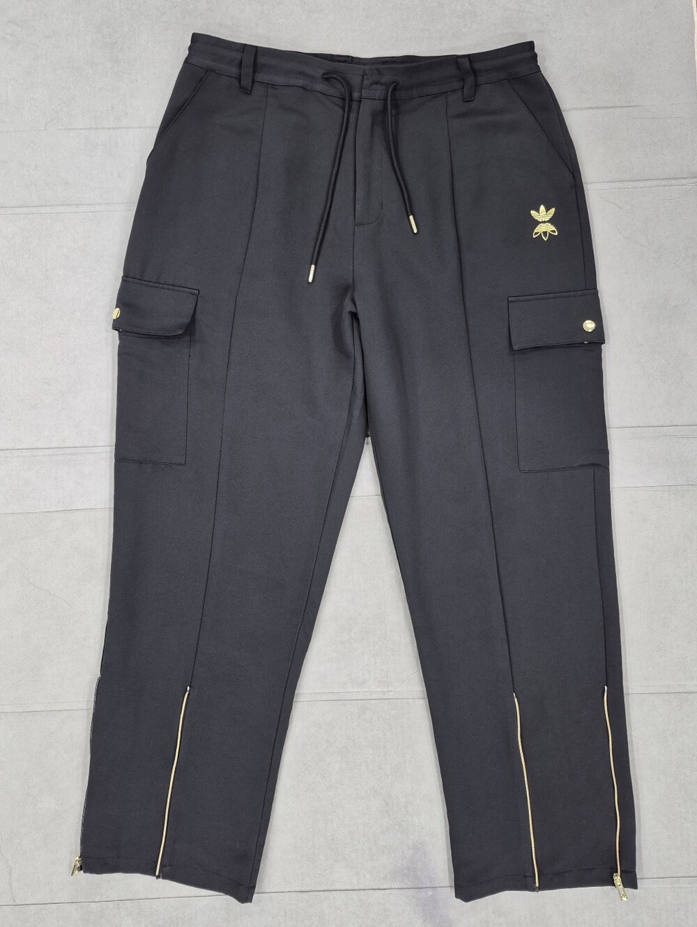 Adidas Originals Cargo Pants women's large black gold logo zipper ankles - Picture 2 of 13